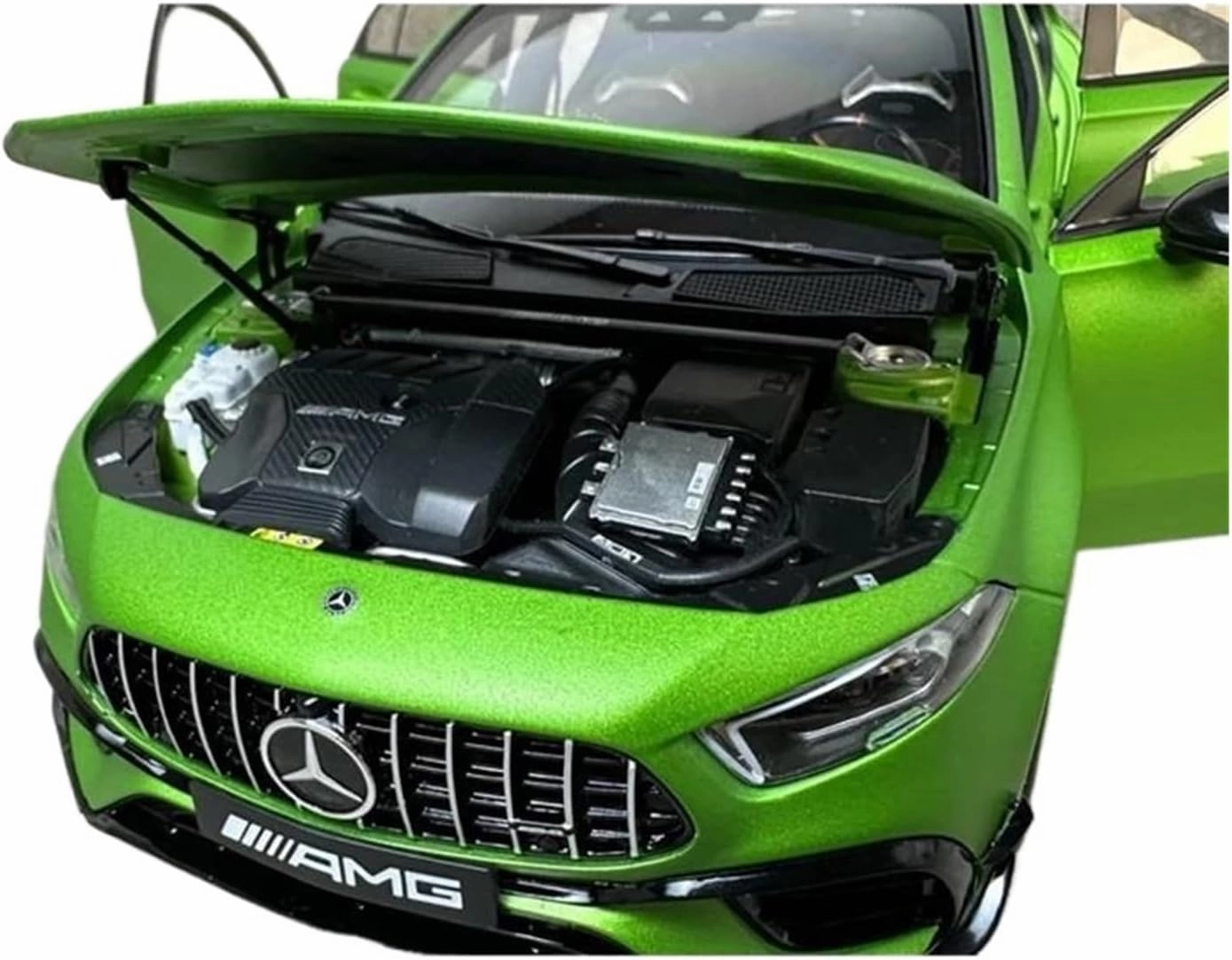 1 18 for Mercedes Benz A45 AMG SUV Toys Diecast Alloy Cars Model Collection Souvenir Static Display Motor Vehicles Toys(Green)