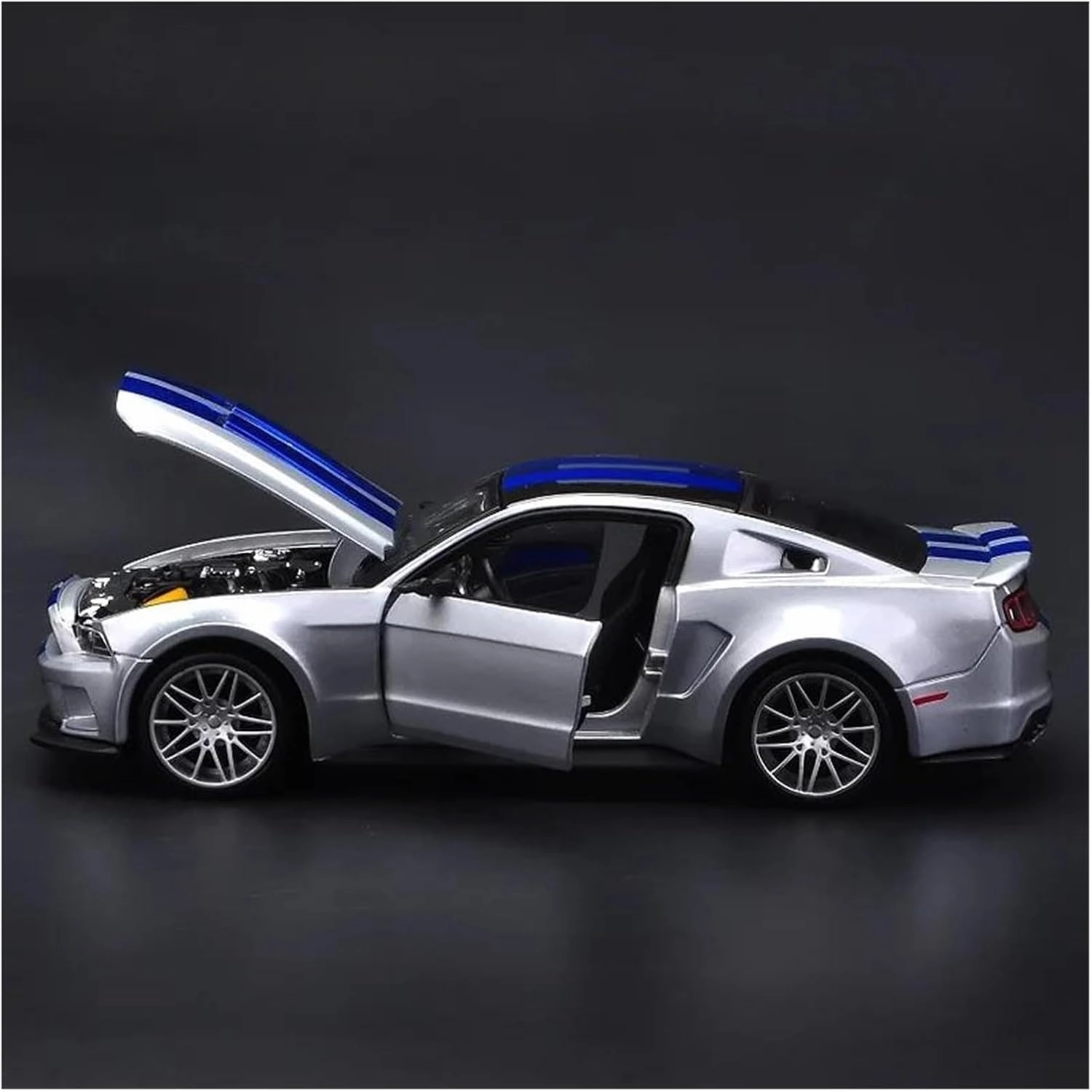 1 24 for Ford Mustang 2014 Street Racer Alloy Sports Car Model Diecast Vehicles Static Car Collection Toys Gifts Simulation Vehicle Playset(White)
