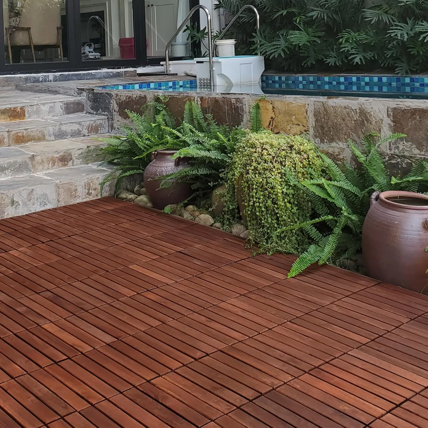 30 PCS Interlocking Deck Tiles, Solid Wood Patio Flooring Outdoor Waterproof, 12"x12"x0.8" Acacia Wood Tiles, Patio Tiles for Garden,Porch,Balcony,Poolside（Stripe & Brown