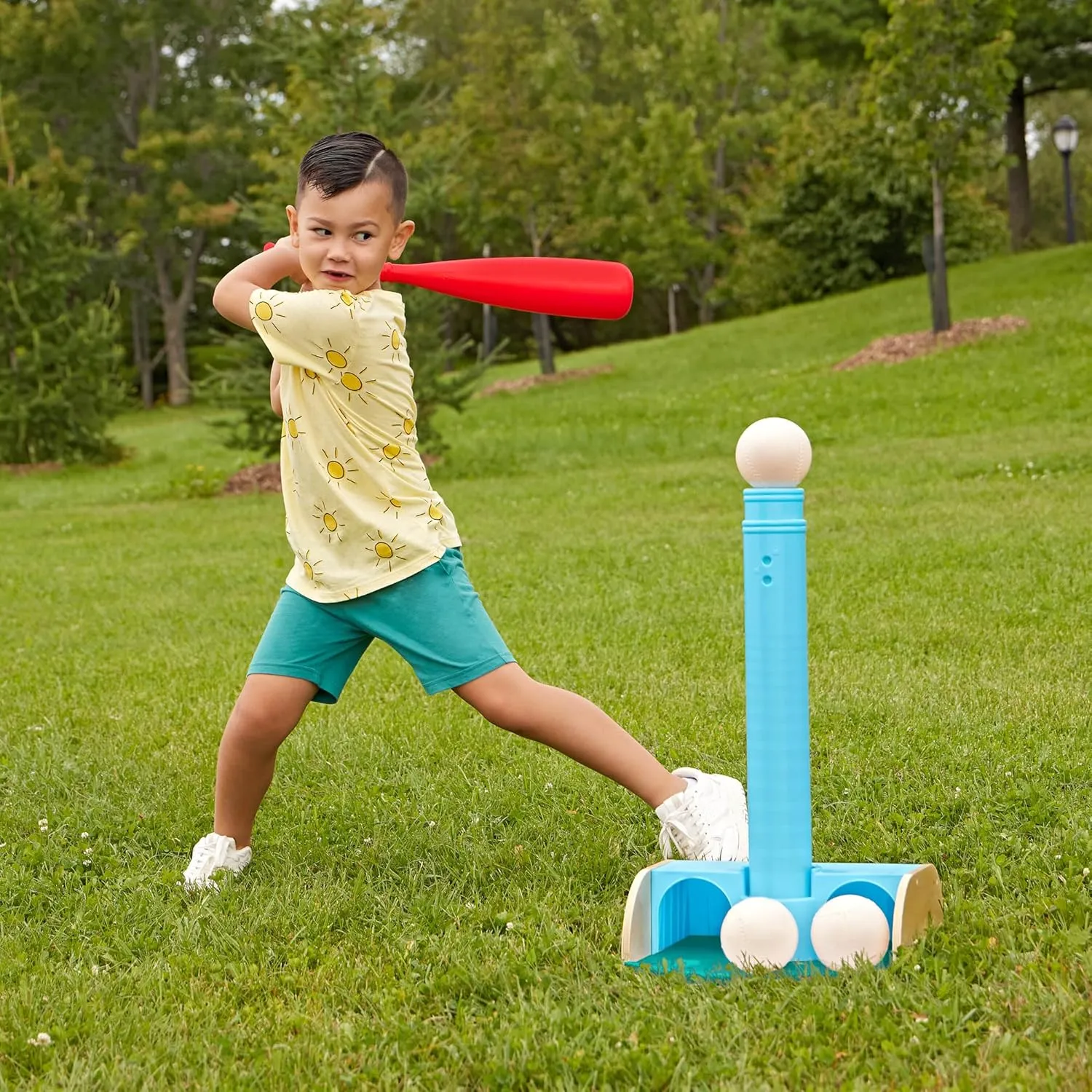 B. toys – Tee Ball Set – Outdoor Baseball Game – Adjustable Height – Hanging Self-Storage – 18 Months   – Tee-Ball Set