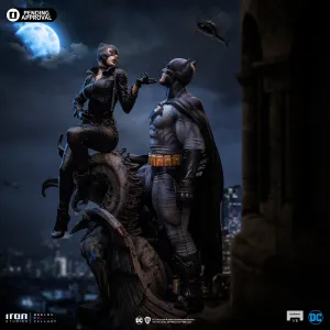 Batman and Catwoman Diorama 1/6 Scale Statue Pre-order