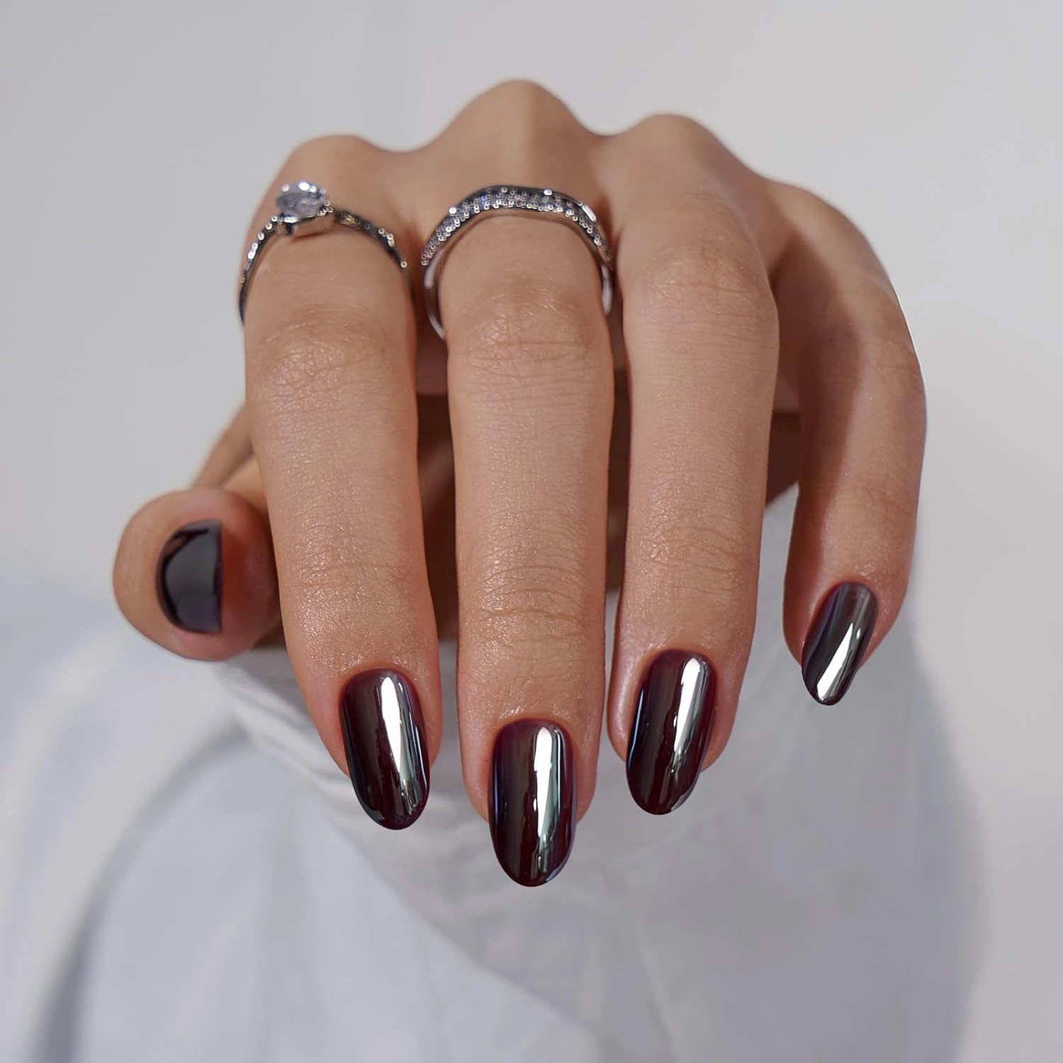 BTArtbox Press On Nails Short - Dark Oval Press On Nails, Chrome Glazed Glue On Nails, Supremely Fit & Glossy Stick On Nails in 16 Sizes - 30 Fake Nails Kit, Magic Mirror