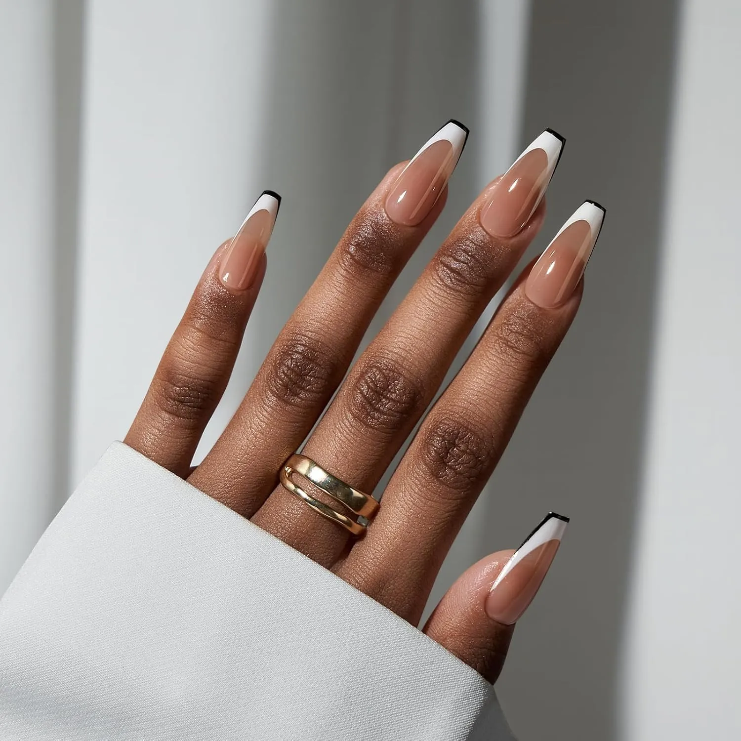 BTArtboxnails French Tip Gel Nails - XCOATTIPS Modern French Tip Press On Nails Medium, Brown Coffin Fake Nails, Pre-applied Tip Primer & Base Coat, No Need File False Nails for Gift Home DIY