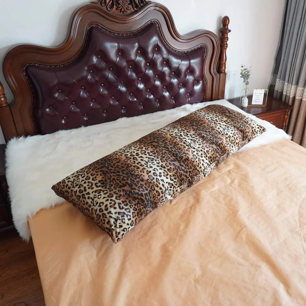 CARRIE HOME Cheetah Body Pillow Cover 20x54 Soft Plush Leopard Print Faux Fur Decorative Body Pillow Pillowcase for Home Couch Sofa (1 Pack, 20x54 inch)