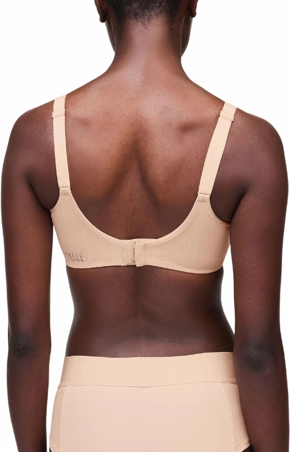 Chantelle Smooth Lines Back Smoothing Minimizer Bra