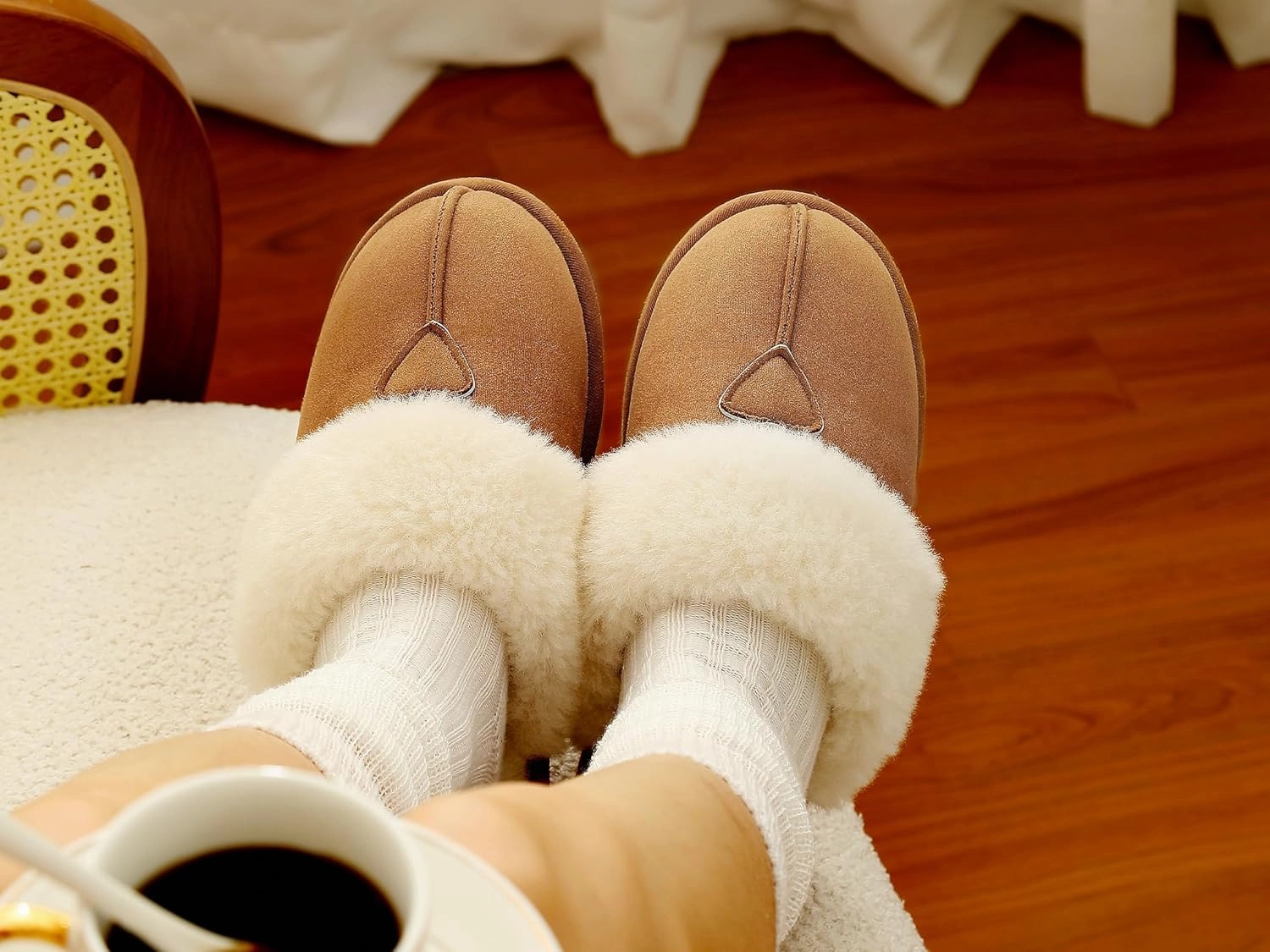 Cozyfurry Womens Slippers Fuzzy Memory Foam House Slippers Faux Suede Winter Warm Indoor Shoes