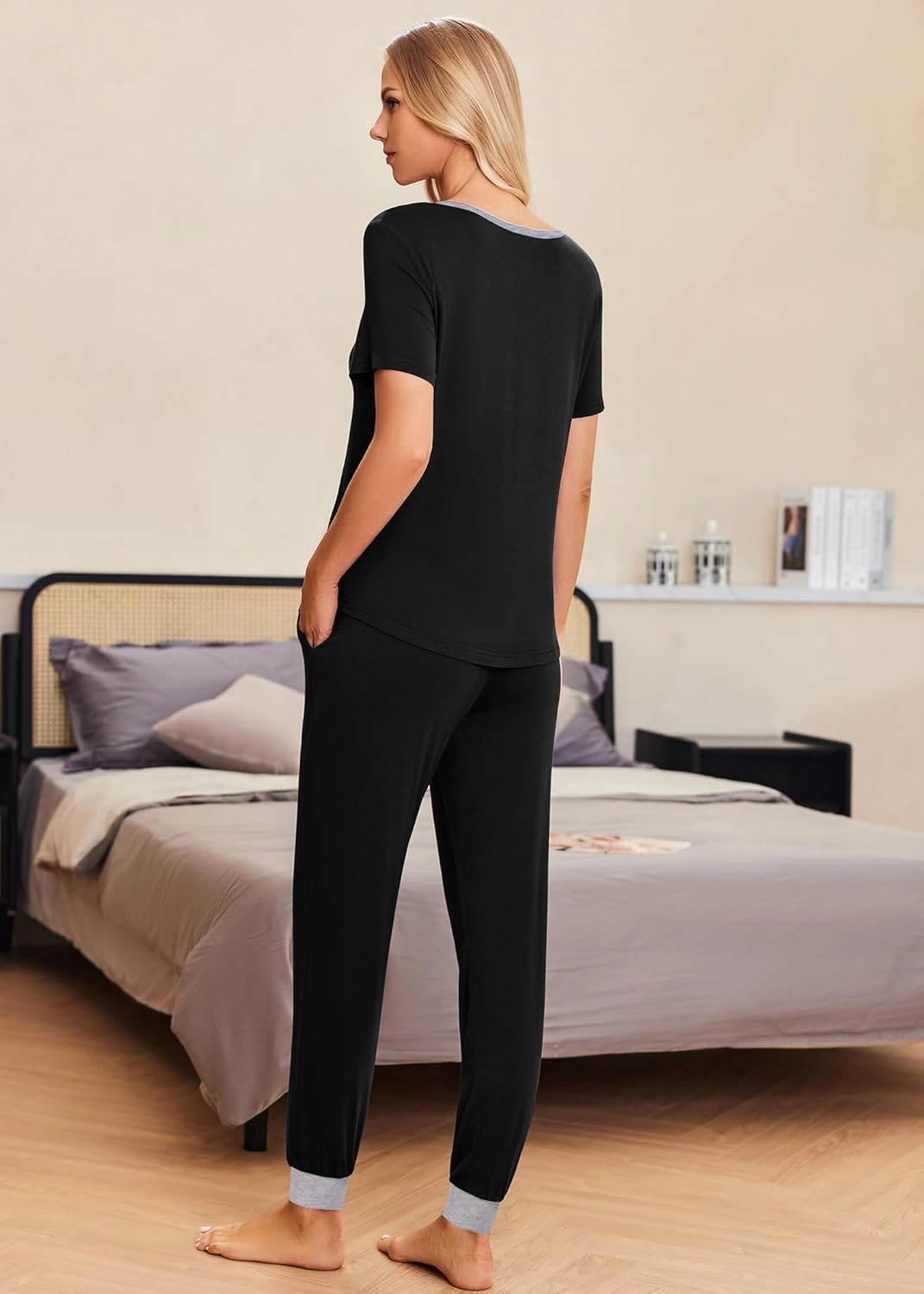Ekouaer Pajamas Set Womens 2 Piece Lounge Set Short Sleeve Pjs Joggers Pants Sleepwear with Pockets