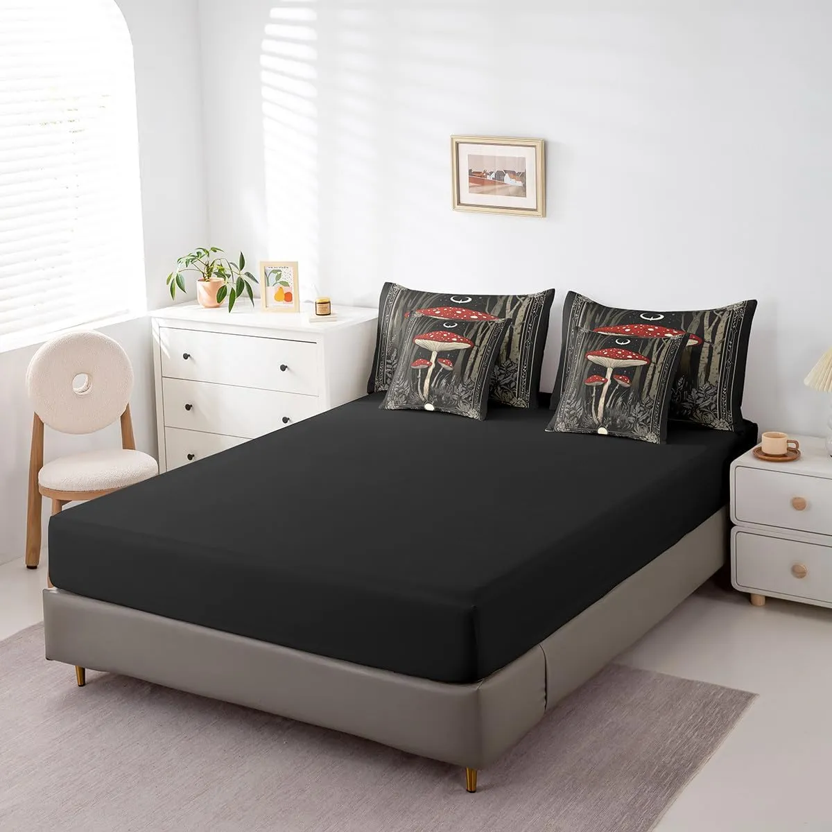 Feelyou Cute Mushroom Decor 7 Pieces Bedding Set Boys Girls King Size Cartoon Mushrooms Comforter Set with Sheets Ultra Soft Kawaii Fungus Bed in a Bag Mushroom Bedspread Cover Room Decor