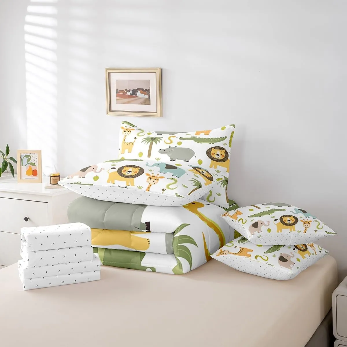 Feelyou Wild Animals 7 Piece Bedding Set Twin, Cute Hippo Crocodile Lion Bed in a Bag Kids Cartoon Elephant Giraffe Bedding Sets with Comforter, Pillowcases, Flat Sheet, Fitted Sheet, Cushion Cover