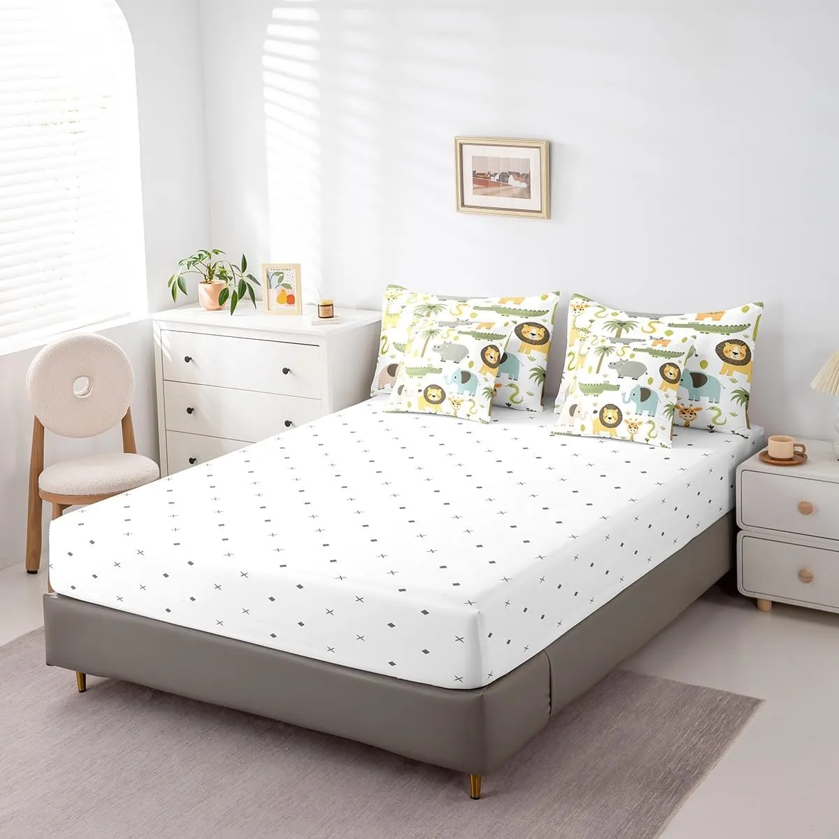 Feelyou Wild Animals 7 Piece Bedding Set Twin, Cute Hippo Crocodile Lion Bed in a Bag Kids Cartoon Elephant Giraffe Bedding Sets with Comforter, Pillowcases, Flat Sheet, Fitted Sheet, Cushion Cover