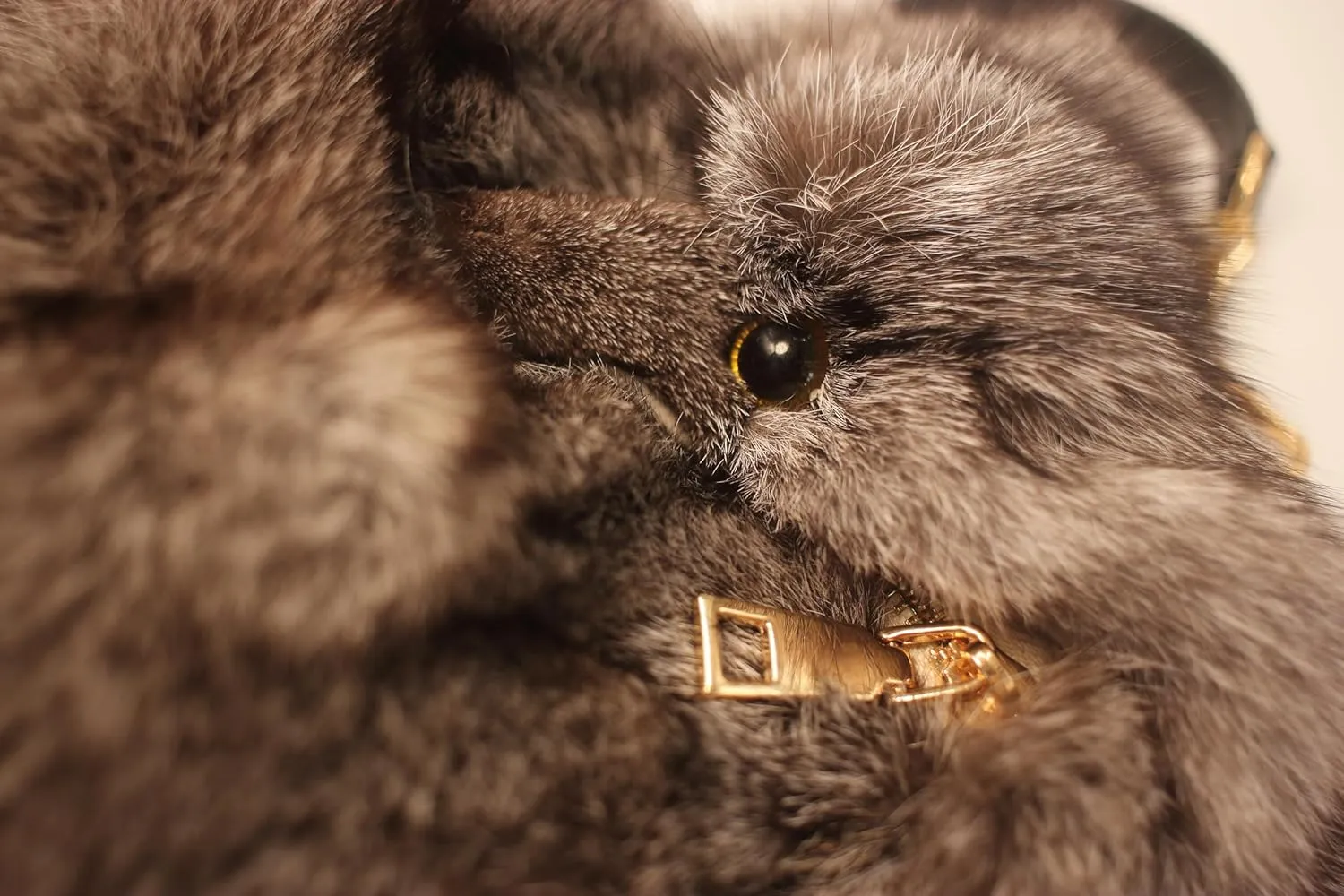 Fosrion Luxury Real Fox Fur Handbag Bag with Realistic Fox Head Detail