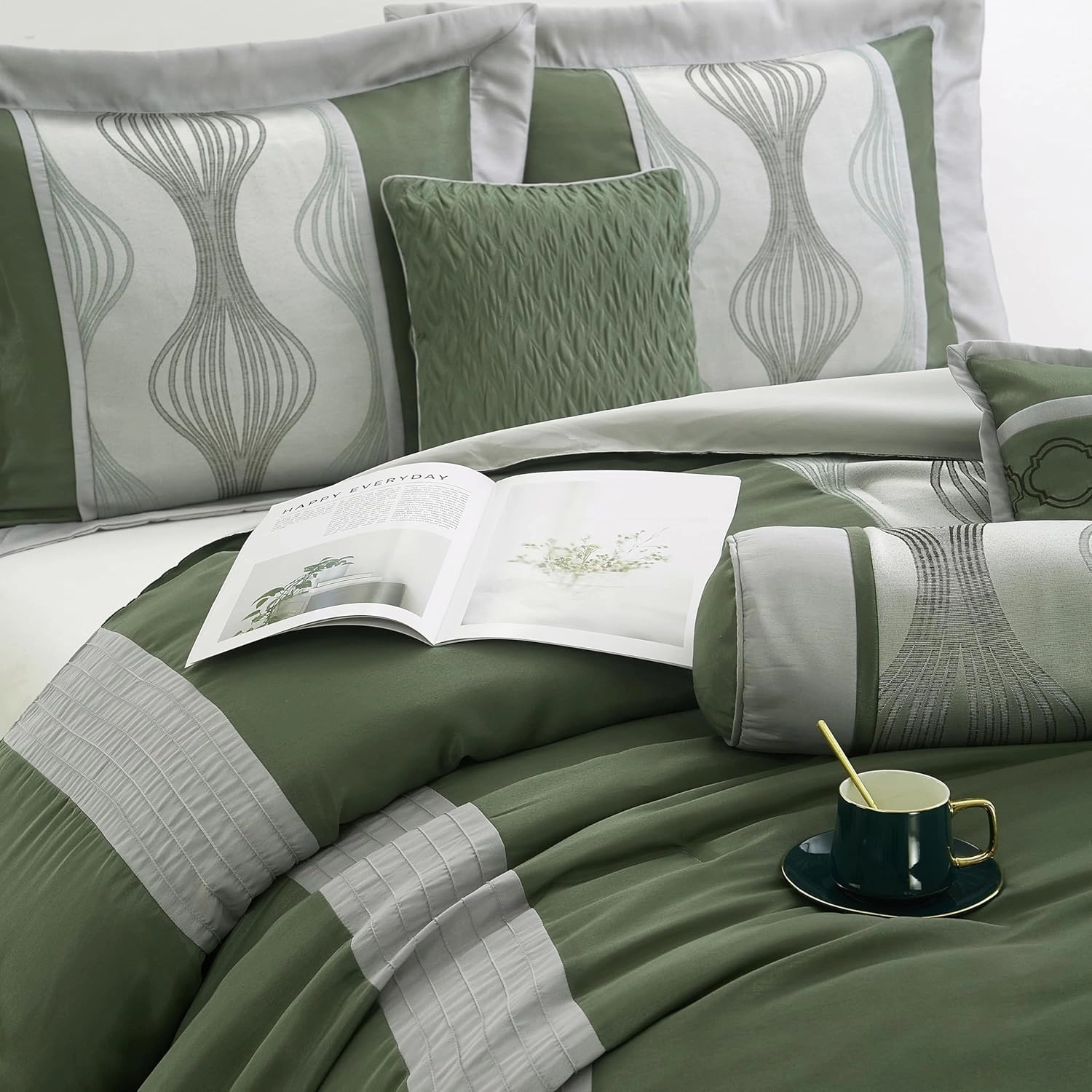 Grand Avenue 7 Piece Green Comforter Set, King Size Jacquard Bedding Set, All Season Geometric Patchwork Bedding Set, Matching Pillows, Shams, Bed Skirt