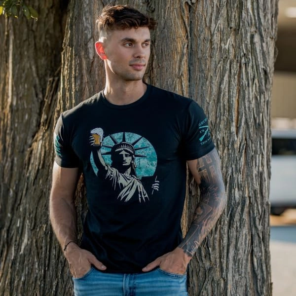Grunt Style Realtree Extreme® Toast to Freedom Men's T-Shirt