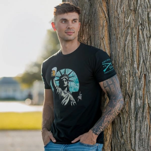 Grunt Style Realtree Extreme® Toast to Freedom Men's T-Shirt