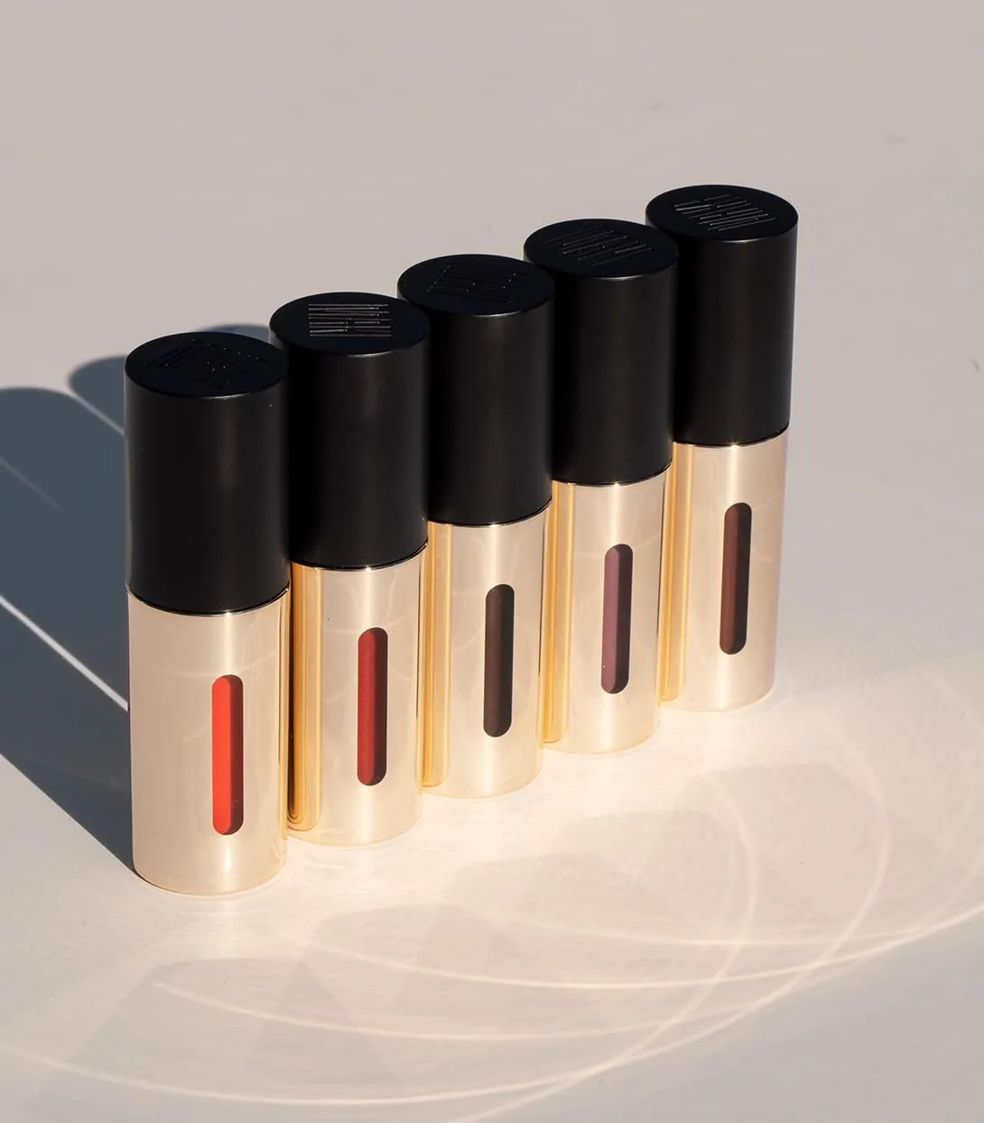 MAKE Beauty Serum Balm Intense, Hydrating Lip Gloss. Pigmented Vegan Moisturizing Lip Oil with Plumping Effect. Lip Emollient Treatment for Soft, Smooth, Shiny Lips - Shade, Purple Paradigm