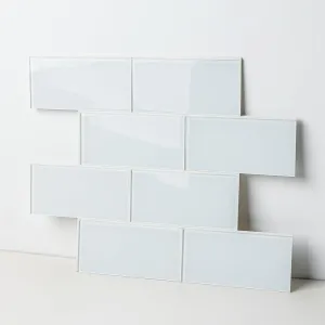 Peel and Stick Glass Tile, White Subway Tiles Peel and Stick Backsplash Stick on Glass Tiles for Kitchen Bathroom (5 Sheets, 5 SQ.FT.)