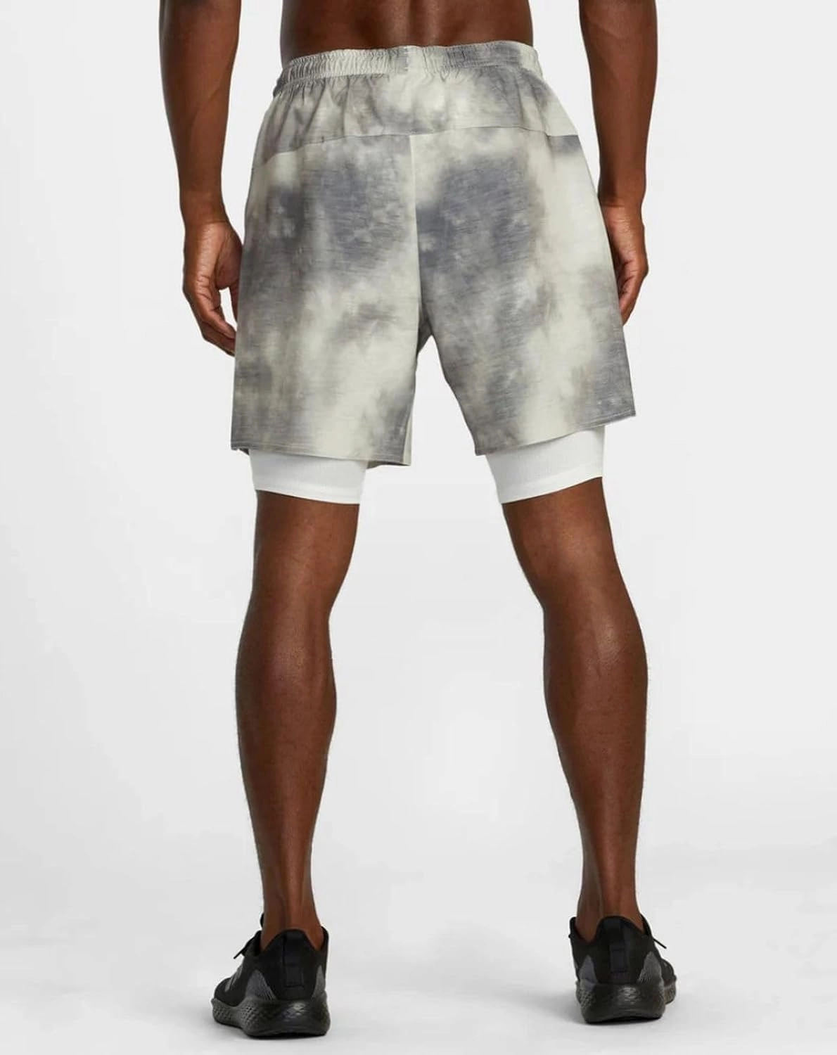 RVCA Sport Men's 17" Yogger Train 2 in 1 Workout Shorts with Compression Liner