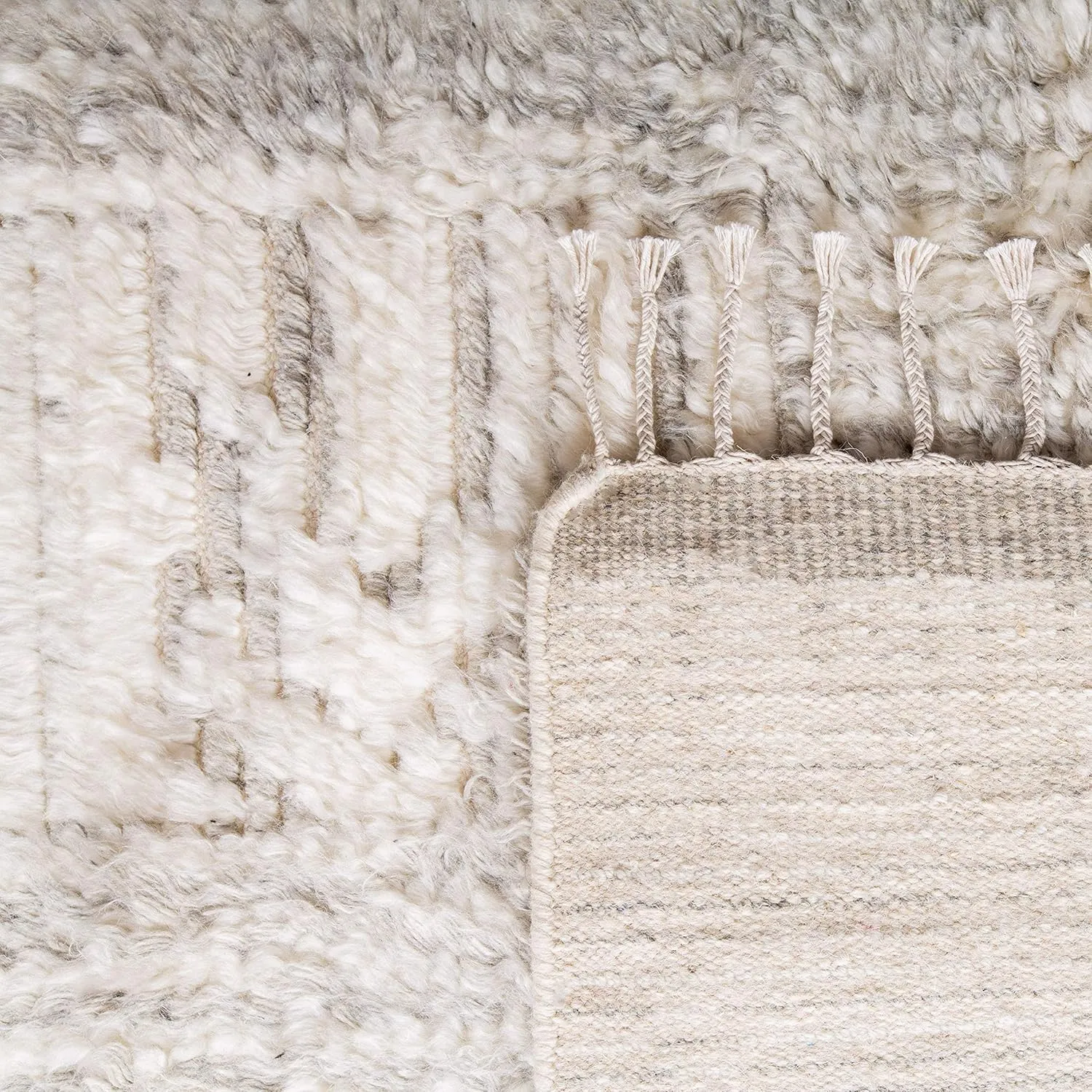 SAFAVIEH Manhattan Collection Runner Rug - 2'3" x 8', Ivory & Grey, Hand-Knotted Modern Tassel Wool & Viscose, Ideal for High Traffic Areas in Living Room, Bedroom (MAN464F)