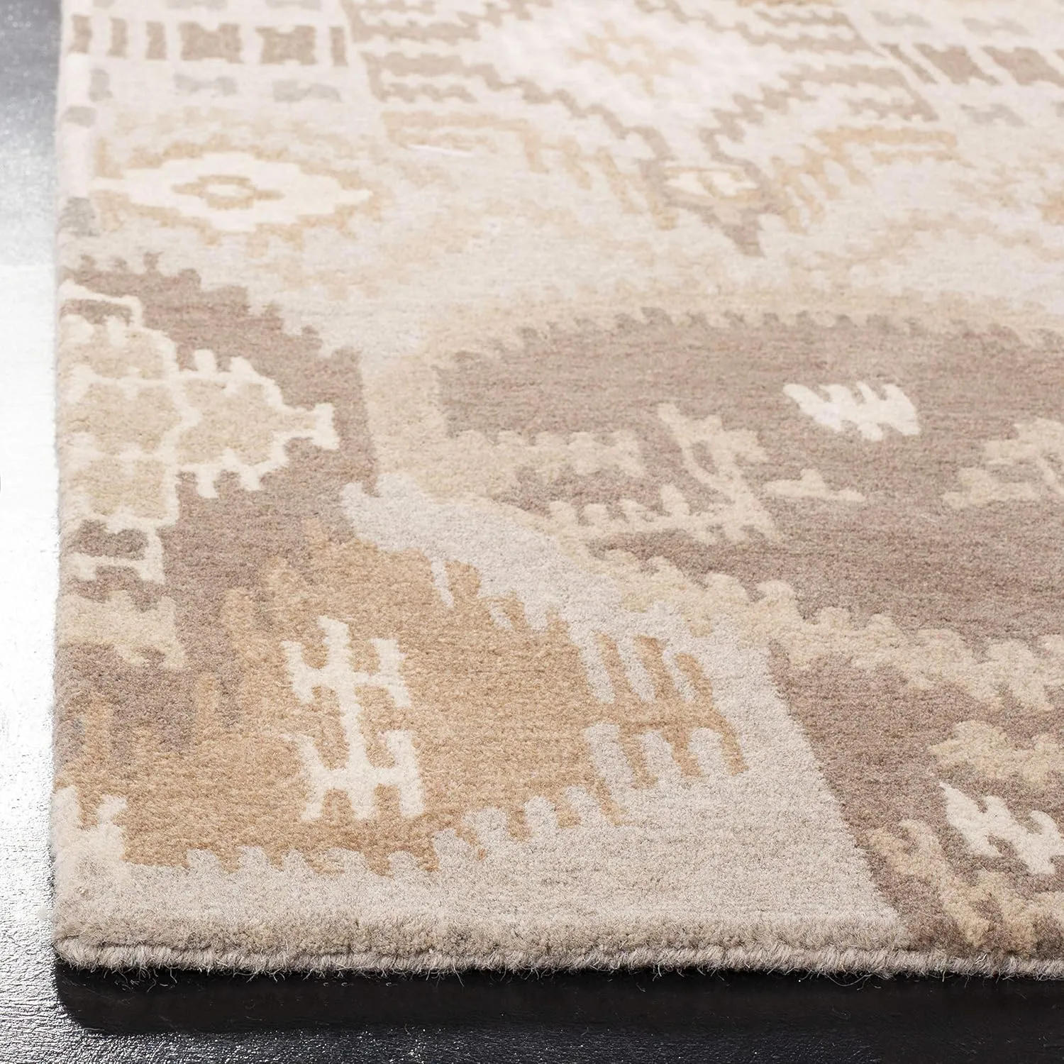 SAFAVIEH Wyndham Collection Accent Rug - 2' x 3', Natural & Multi, Handmade Modern Wool, Ideal for High Traffic Areas in Entryway, Living Room, Bedroom (WYD723A)