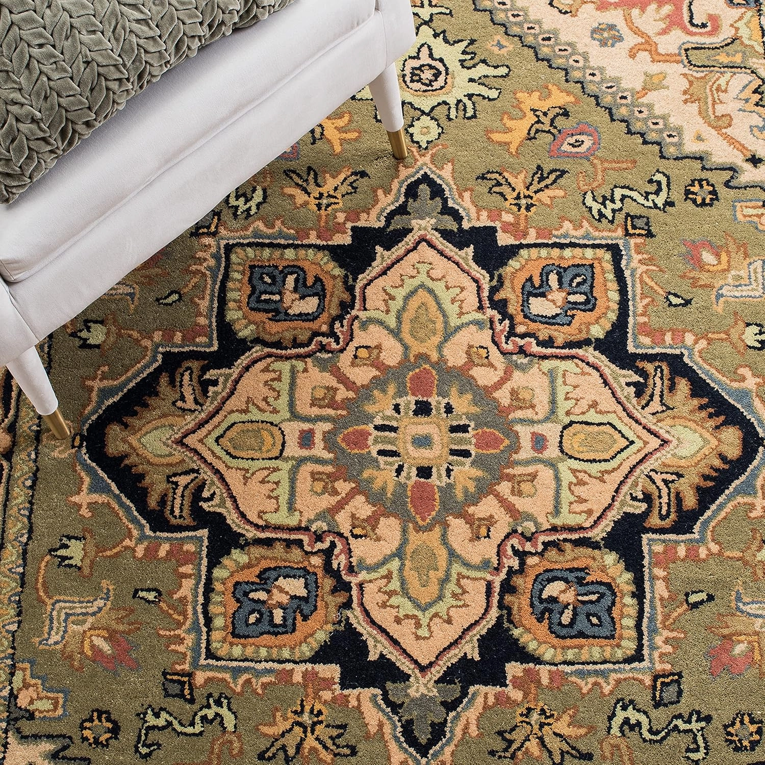 SAFAVIEH Heritage Collection Area Rug - 9' x 12', Green & Light Brown, Handmade Traditional Oriental Wool, Ideal for High Traffic Areas in Living Room, Bedroom (HG625Y)