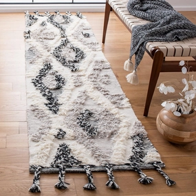 SAFAVIEH Kenya Collection Runner Rug - 2'3" x 8', Grey & Black, Handmade Moroccan Boho Tribal Tassel Wool, Ideal for High Traffic Areas in Living Room, Bedroom (KNY960F)