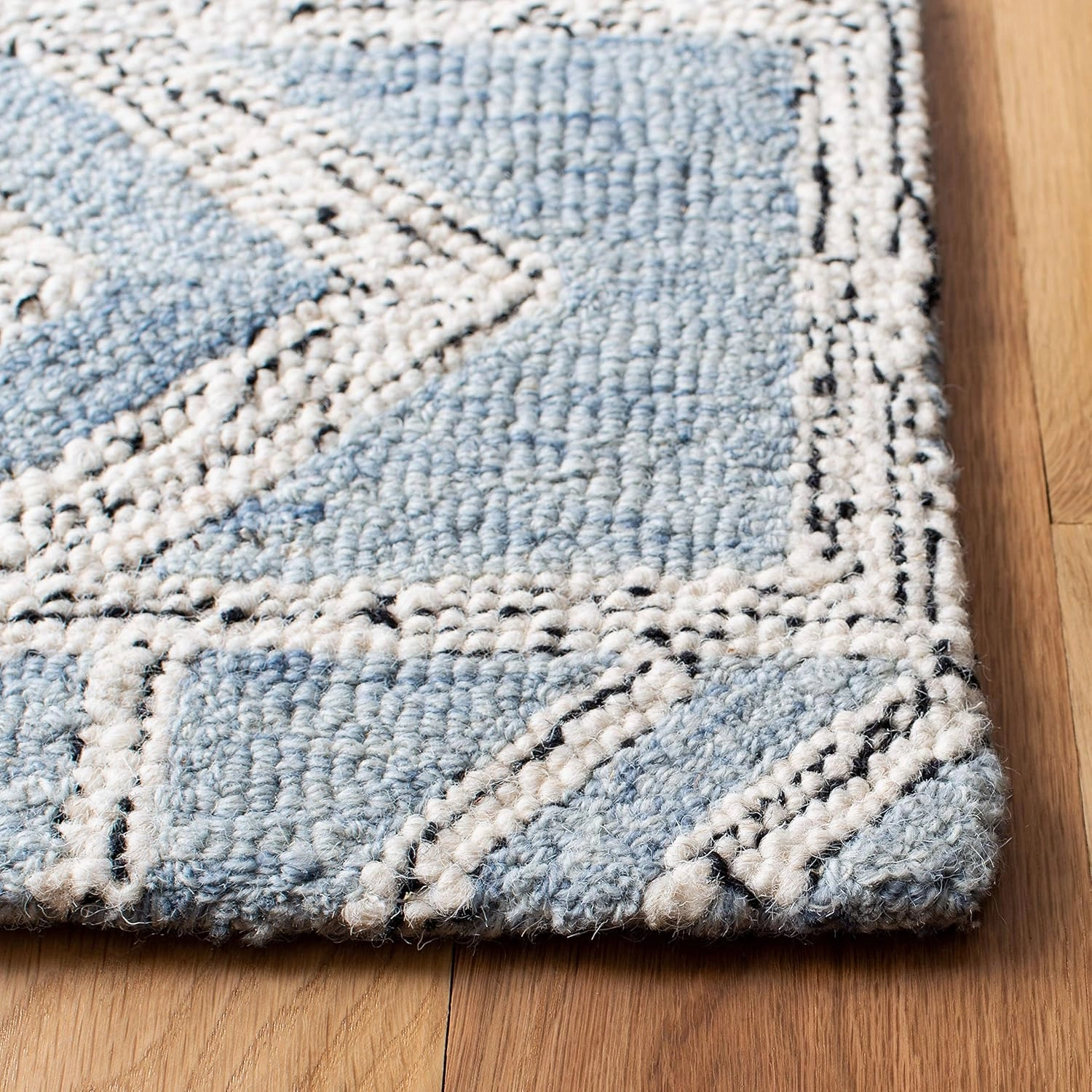 SAFAVIEH Micro-Loop Collection 5' Square Light Blue/Ivory MLP173M Handmade Premium Wool Area Rug