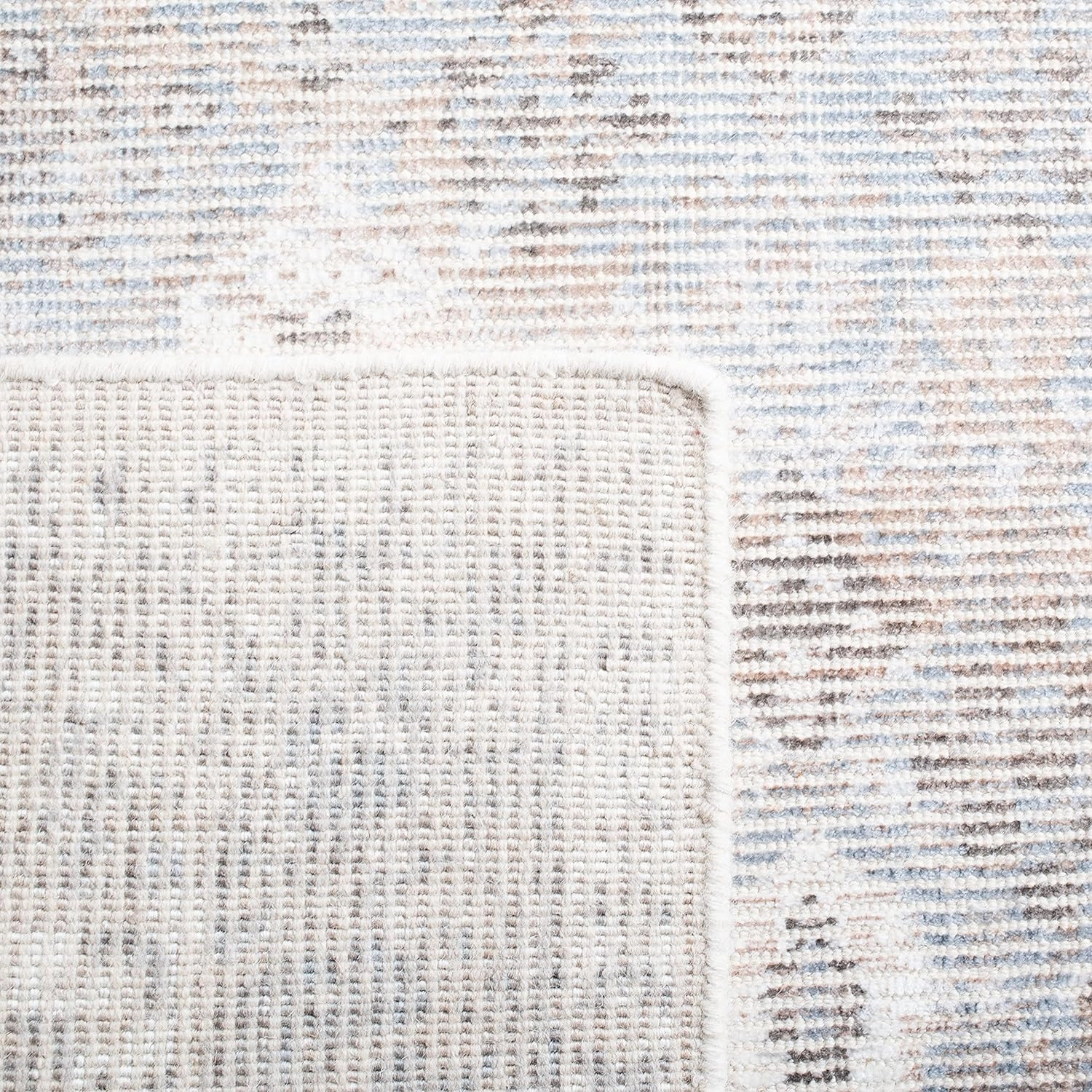 SAFAVIEH Restoration Vintage Collection Area Rug - 5' x 8', Beige & Sand, Handmade Distressed Wool & Viscose, Ideal for High Traffic Areas in Living Room, Bedroom (RVT703B)