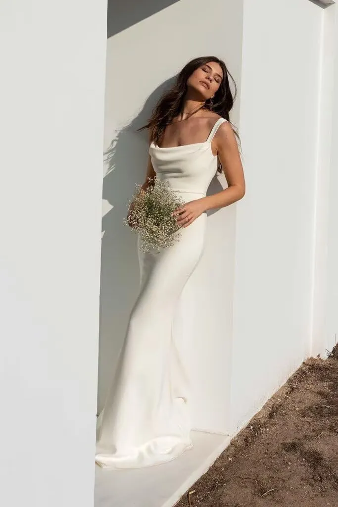 Simple Wedding Dresses for Bride Sexy Mermaid Lace Long Sleeve Bridal Dress for Bride with Train