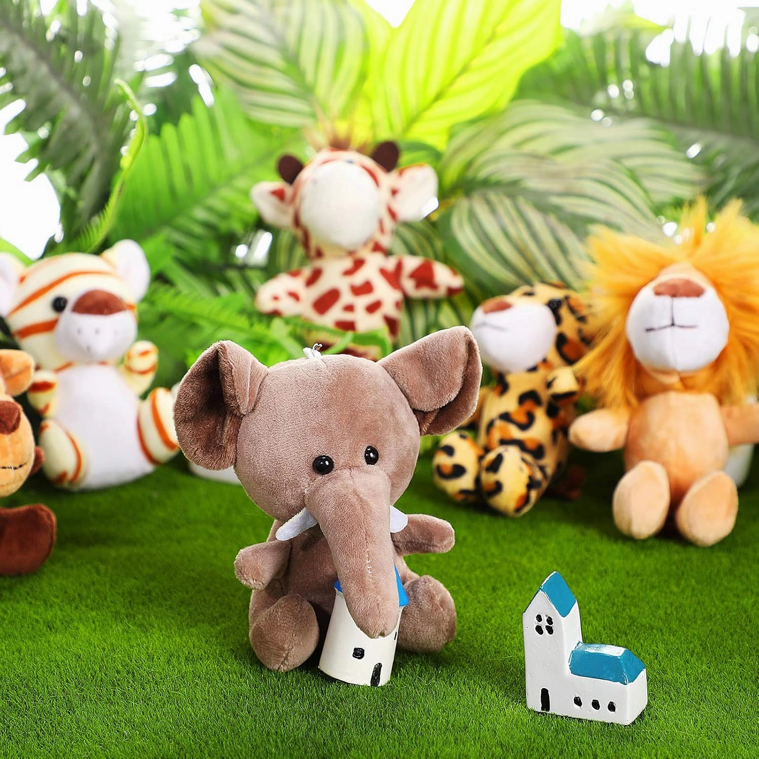 Sumind 12 Pieces Mini Stuffed Forest Animals Jungle Animal Plush Toys 4.8 Inch Cute Elephant Lion Giraffe Tiger Plush for Animal Themed Parties Achievement(Sitting, Standing)