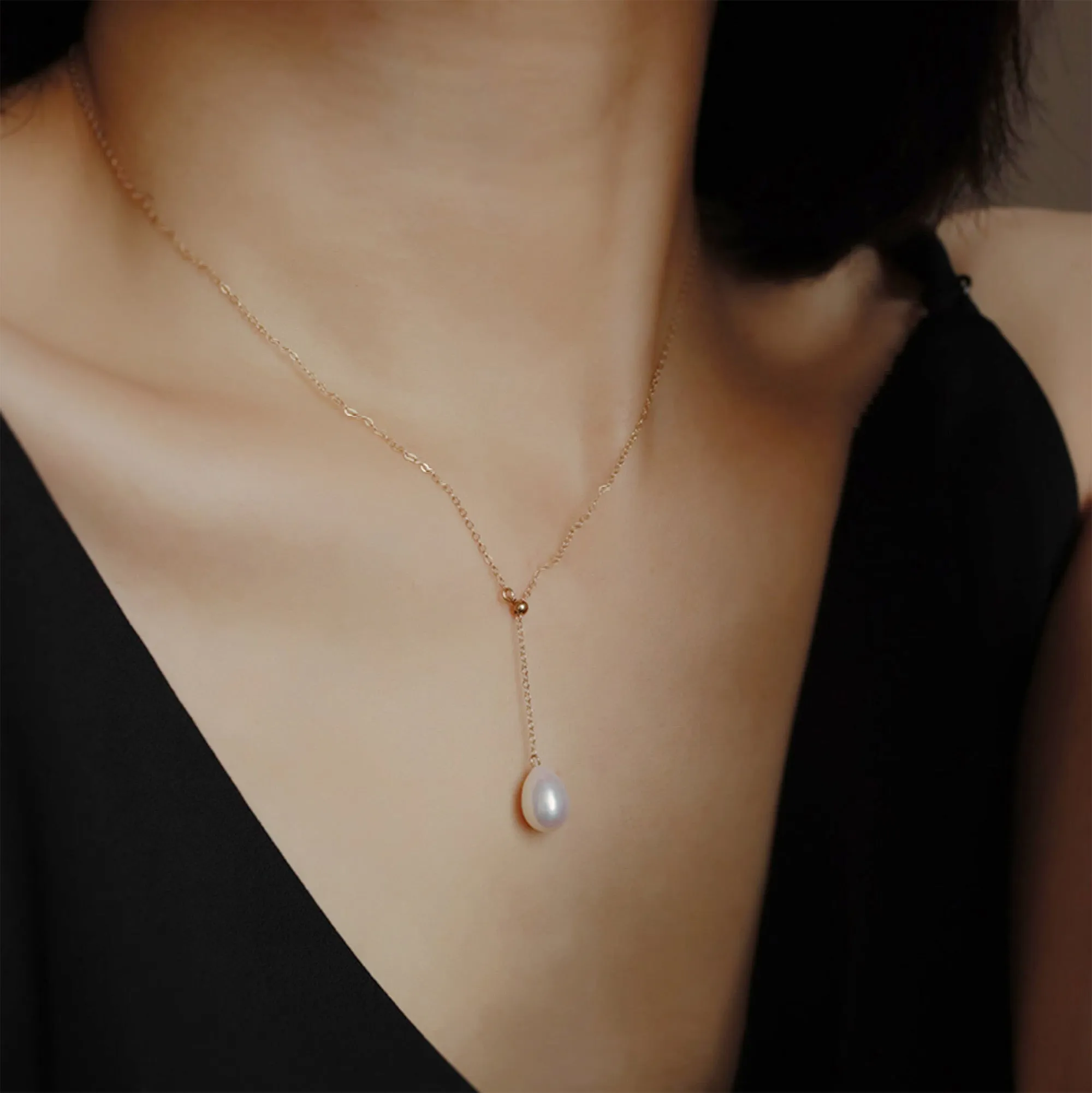 Teardrop Pearl Necklace