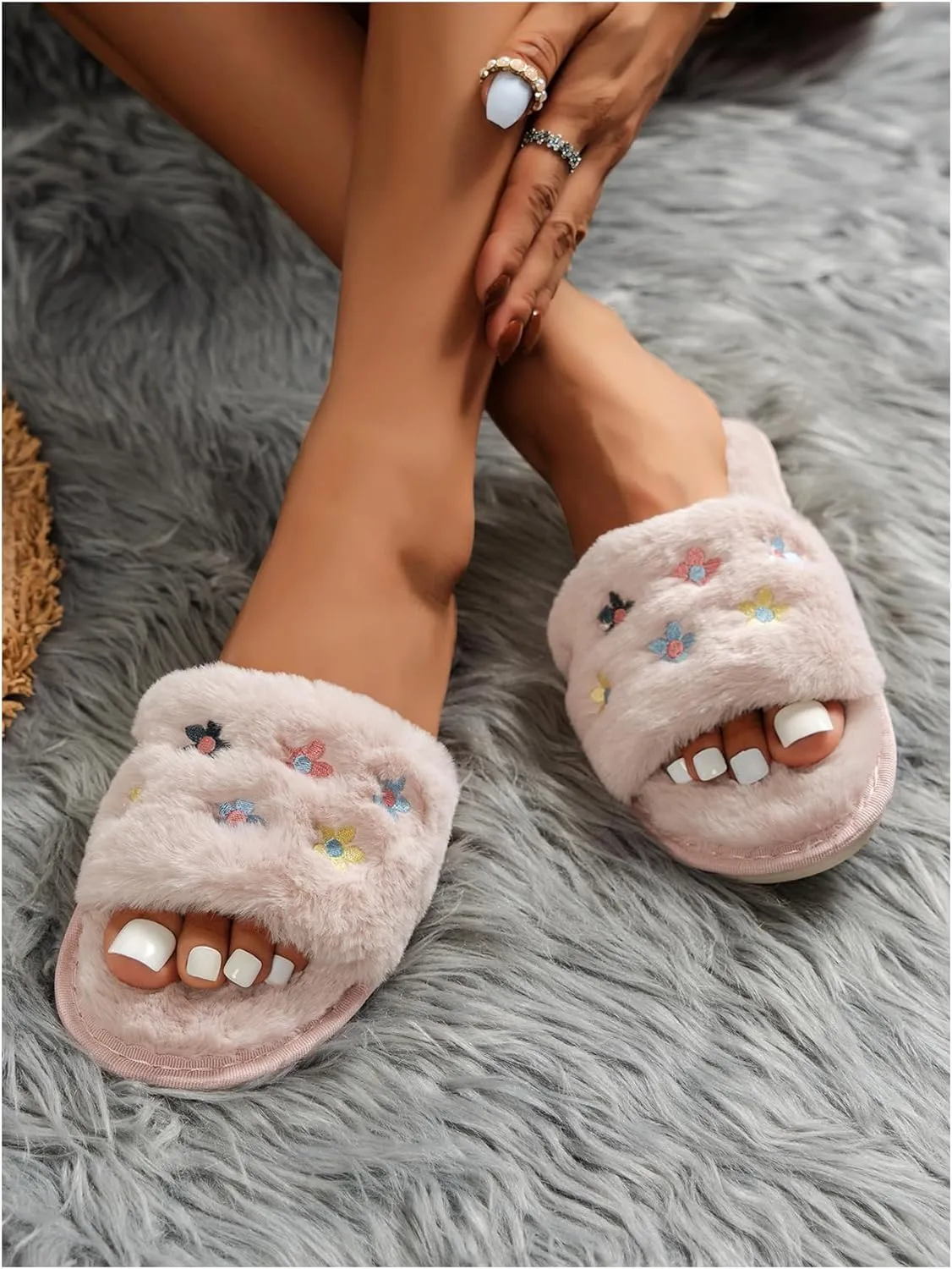 Verdusa Women's Embroidery House Slippers Open Toe Fuzzy Bedroom Cute Slippers Shoes