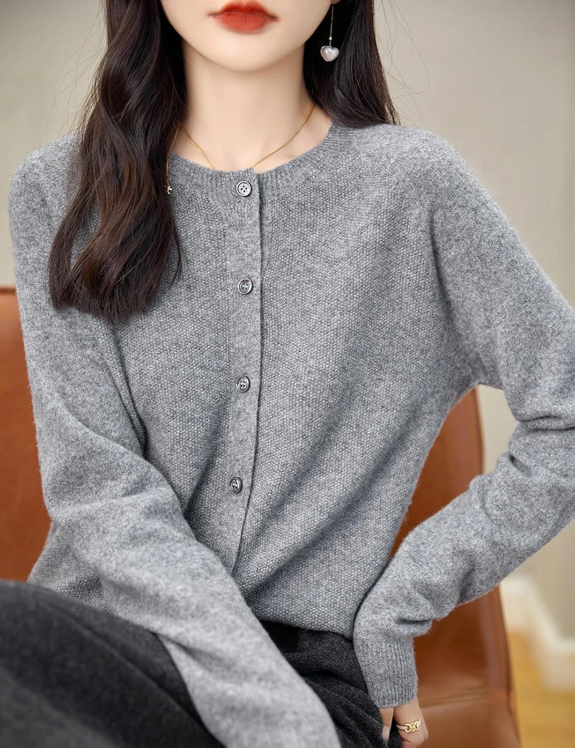 Women's Crewneck 100% Merino Wool Sweater 2025 Spring Fall Solid Long Sleeve Seamless Knitted Cardigan Sweater