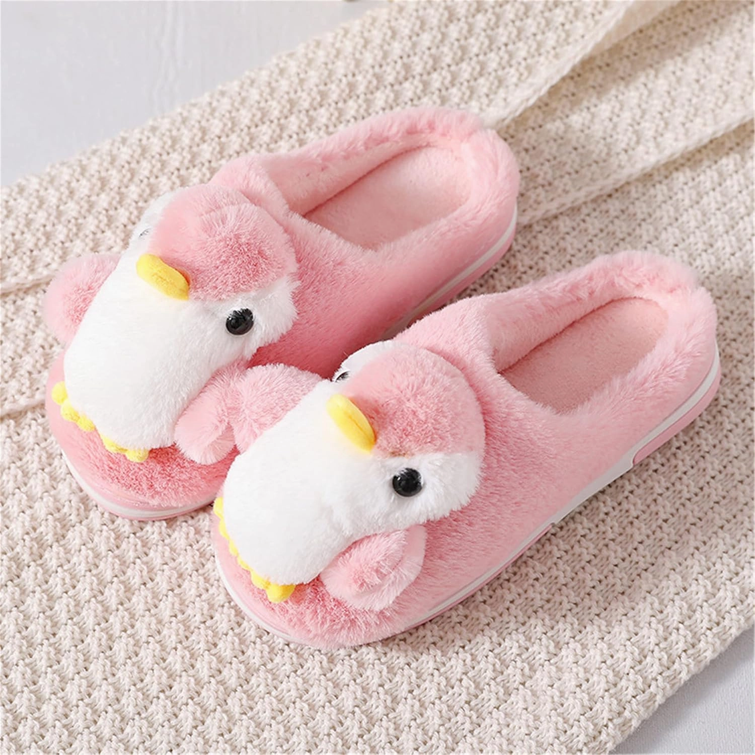 YILANLAN Women's Penguin Plush Warm Animal Home Cute Slippers